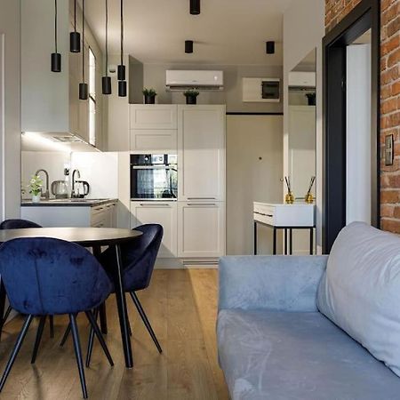 Golden Apartments Wroclaw - Great Location - Cozy And Bright&Janapawla19 외부 사진